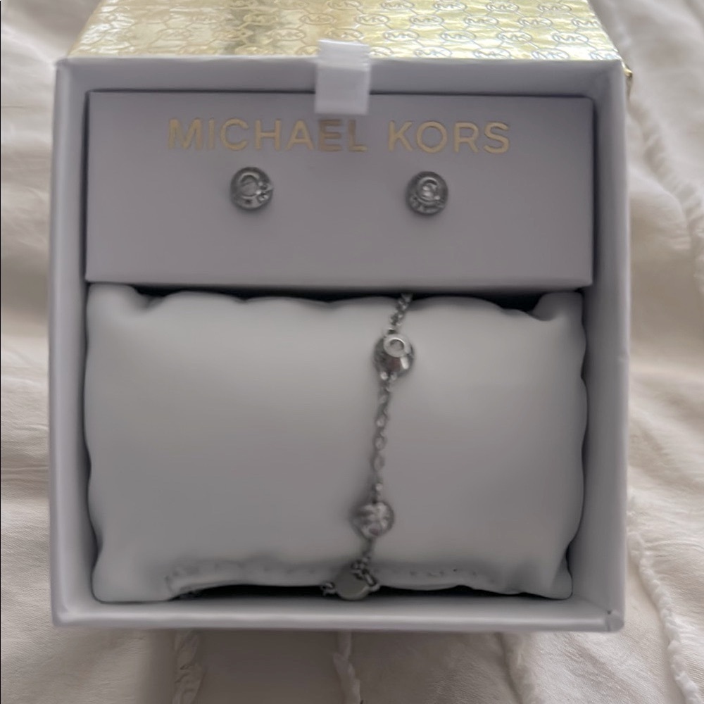 NWT Michael Kors Silver bracelet and earring Jewelry Set
